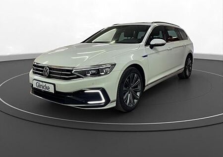 VW Passat Volkswagen Variant GTE 1.4 TSI eHybrid AHK Pano Matrix LM 18" Navi