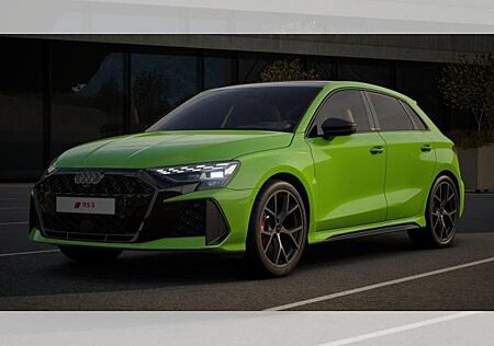 Audi RS3 Sportback Panoramadach Exterieur Carbon Rückfahrkamera Navi Assistenzpaket Fahren+Parken I Wartung +