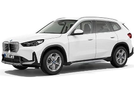 BMW iX1 eDrive20*Lageraktion*Weiter Fahrzeuge auf Lager*