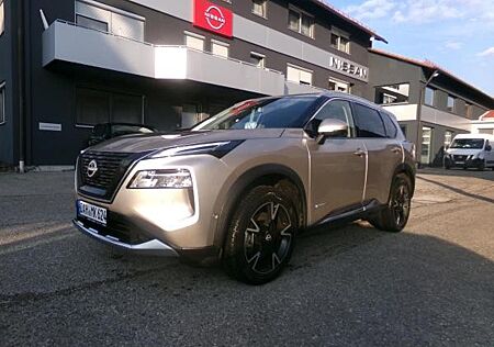 Nissan X-Trail Tekna 1.5 VC-T e-4ORCE (B) 214PS