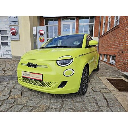 Fiat 500E leasen