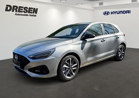 Hyundai i30 1.5 Advantage**500 € Zubehör-Gutschein**🚀| Navi | Rückfahrkamera | LED | Sitzheizung |