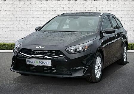 Kia Cee'd Sportswagon Ceed SW Ceed Sportswagon 1.5T DCT7 VISION KOMFORT+ NAVI