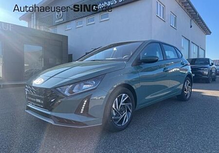 Hyundai i20 Automatik Kamera Navi SHZ AC/AA Alu PDC 100