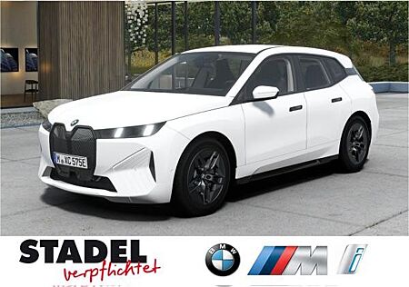 BMW iX Bestellaktion - Ausstattungen und Motor auf Wunsch änderbar!