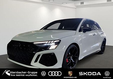 Audi RS3 Sportback S tronic - sofort verfügbar - Panorama-Glasdach