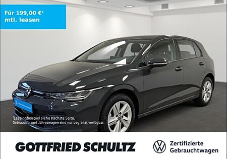 VW Golf Volkswagen 1.5 TSI Life Anhängekupplung Navigation