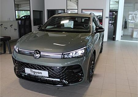 VW Tiguan Volkswagen R-Line 2.0 TDI