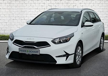 Kia Cee'd Ceed Sportswagon 1.5T 140 VISION KOMFORT+ NAVI