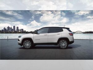 Jeep Compass * SUMMIT* SOFORT VERFÜGBAR* bild 3