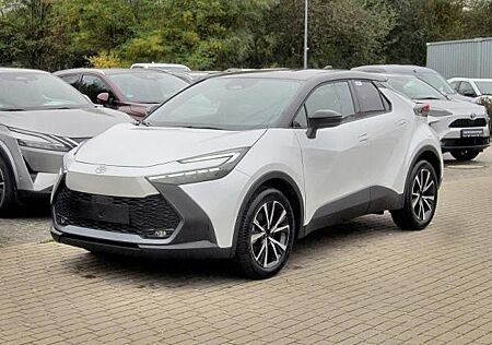 Toyota C-HR 1.8 Hybrid Black&White