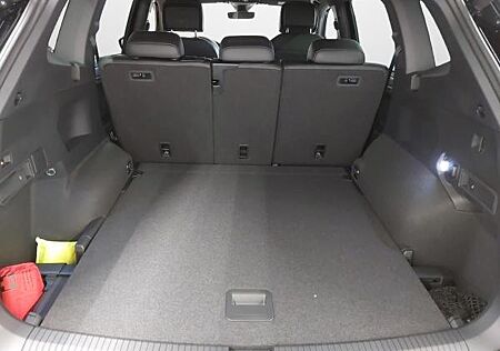 VW Tiguan Allspace Volkswagen 2.0 TDI DSG 4MOTION R-Line