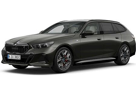 BMW i5 eDrive40 Touring/Pano/B&W/Sitzlüft./Autobahnassistent