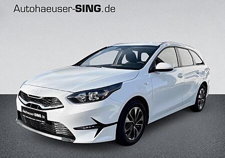 Kia Cee'd Sportswagon Ceed SW Kombi Automatik Navi SHZ Kamera AppleCar