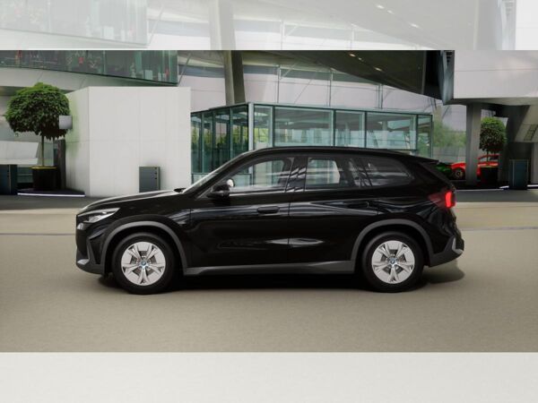 BMW iX1 eDrive20 LED Navi DAB bild 3