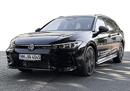 VW Passat Volkswagen R-Line 2.0 TDI DSG 4M PANO/LED/HUD