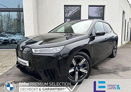 BMW iX 50 || 1.000,-EUR Ladeguthaben Leder SkyLounge Laser AHK H&K