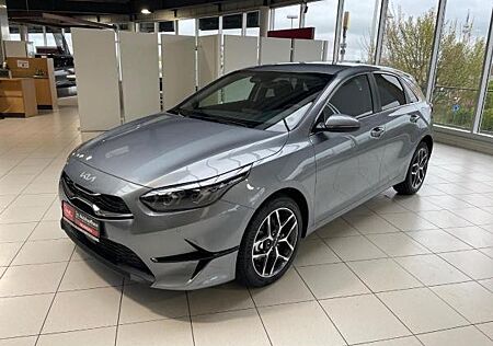 Kia Cee'd Ceed 1.5T 48V DCT 140PS ULTIMATE Edition + Style Paket | SOFORT VERFÜGBAR