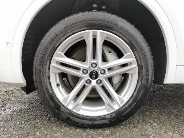Audi Q5 S line 50TFSe quattro MATRIX NAV KAM VIRT bild 2
