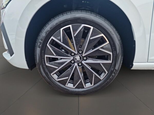 Skoda Scala 1.0 TSI Tour ACC SpurH LED Navi bild 7