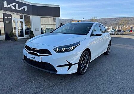 Kia Cee'd Ceed Ultimate 1.5T 48V DCT +LED