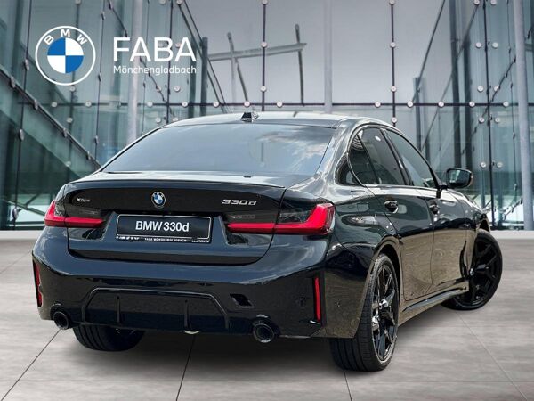 BMW 330 d xDrive Limousine M Sportpaket HK HiFi DAB bild 2