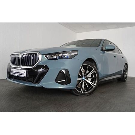 BMW i5 leasen