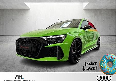 Audi RS3 Sportback Sportabgasanl. Pano Keramikbremse Quatttro