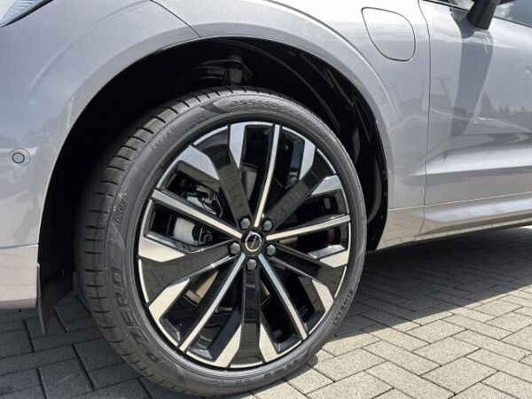 Volvo XC60 Recharge T8 AWD Ultra Dark Facelift *Vorführwagen Sonderaktion - 0,5 % Versteuerung* bild 6