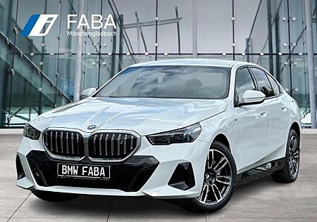 BMW i5 eDrive40 Limousine M Sportpaket HK HiFi DAB