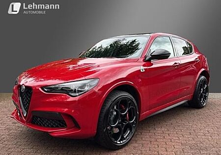 Alfa Romeo Stelvio 2.9 V6 Bi-turbo Quadrifoglio+LED+PANO+21Zoll+