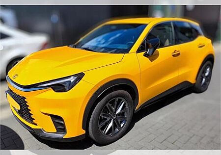 Lexus LBX Komfort Paket *Wartung inklusive!