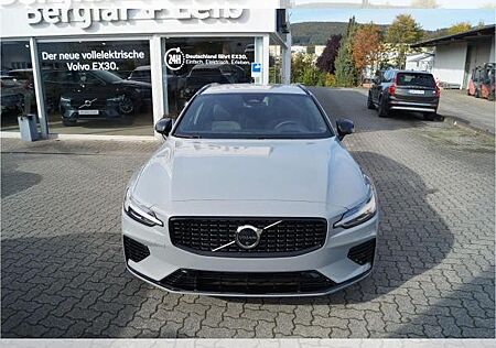 Volvo V60 T6 AWD Plug-in Hybrid Plus Dark Aut./HeadUp **GEWERBE**