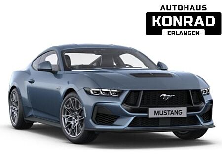 Ford Mustang V8 Fastback Schaltgetriebe *Vapor Blue Metallic* *nur bis Juni*