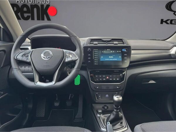 SsangYong Tivoli Nomad 1.5 2WD *LED/SHZ/RFK/APP/PDC* bild 5