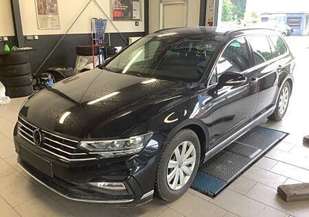 VW Passat Volkswagen Variant 1.5 TSI R-Line DSG Nav Kamera ACC