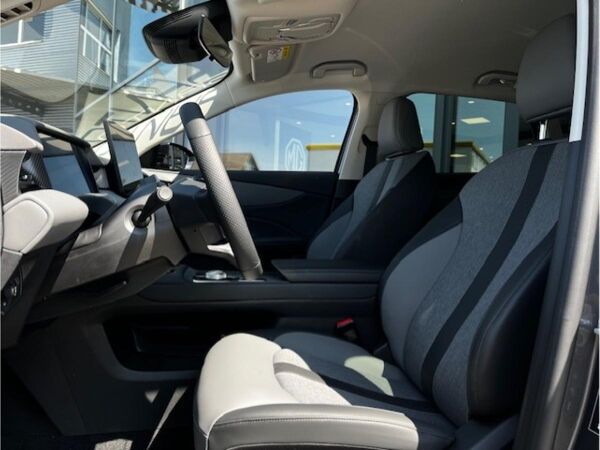 MG S5 EV LUXURY LONG RANGE MY25 *GEWERBE* #SENSANTONELL bild 6