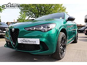 Alfa Romeo Stelvio **SOFORT VERFÜGBAR**Quadrifoglio 2.9 V6 BI-TURBO 382 KW (520 PS) AT8 Q4 Alfa Romeo Stelvio **SOFORT VERFÜGBAR**Quadrifoglio 2.9 V6 BI-TURBO 382 KW (520 PS) AT8 Q4