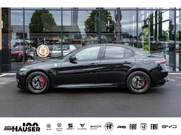 Alfa Romeo Giulia Quadrifoglio 2.9 V6 Bi-Turbo SOFORT AKRAPOVIC HARMAN-KARDON BREMBO MEMORY bild 3