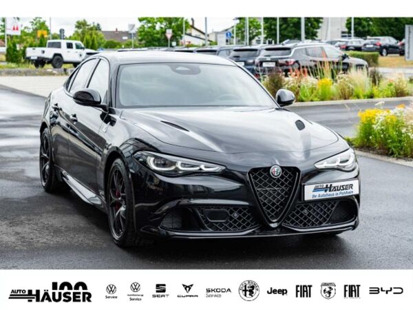 Alfa Romeo Giulia Quadrifoglio 2.9 V6 Bi-Turbo SOFORT AKRAPOVIC HARMAN-KARDON BREMBO MEMORY bild 6