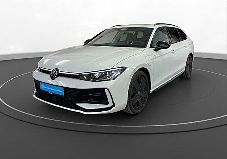 VW Passat Volkswagen Variant 1.5 eHybrid R-Line AHK Pano Matrix LM 1