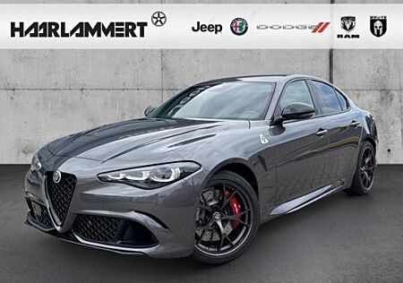 Alfa Romeo Giulia Quadrifoglio 2.9 V6 AKRAPOVIC+LEDER+PDC+KAMERA+CARPLAY