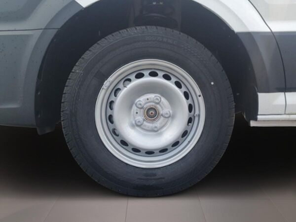 Volkswagen Crafter 35 Kasten MR HD Kamera App GJ-Reifen bild 3