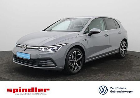 VW Golf Volkswagen VIII Style 1.5 eTSI DSG / Navi, LED+, RFK