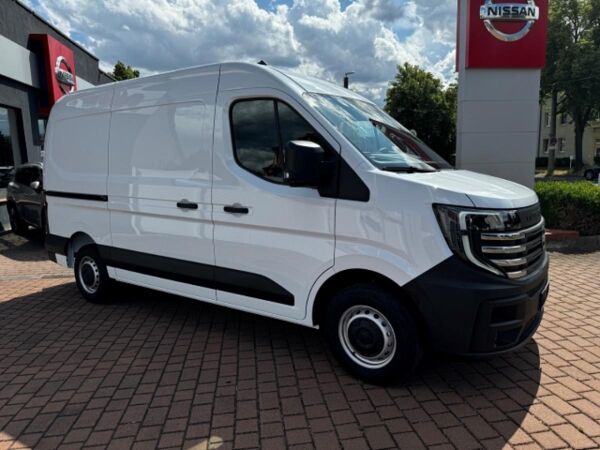 Nissan Interstar Kasten L2H2 35 dCi130 FWD MT N-CONNECTA bild 3