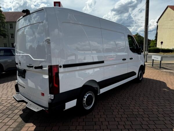 Nissan Interstar Kasten L2H2 35 dCi130 FWD MT N-CONNECTA bild 4