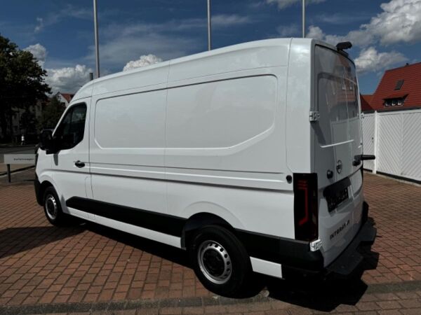 Nissan Interstar Kasten L2H2 35 dCi130 FWD MT N-CONNECTA bild 7