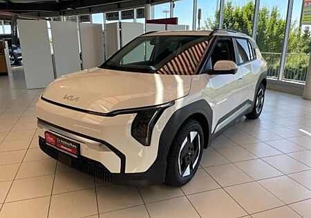 Kia EV3 81.4KW Batterie EARTH + Winter-Connect-Paket + Business-Paket + Upgrade-Paket + Drive-Wise Paket | S