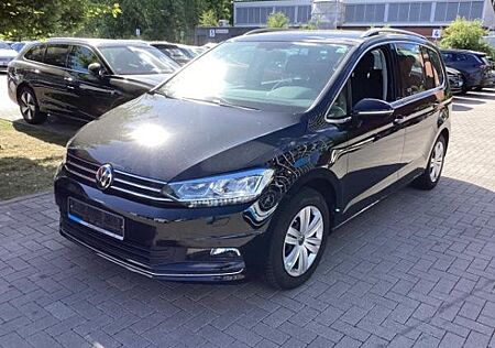VW Touran Volkswagen 1.5 TSI Highline AHK Navi ACC LED Sitzhzg