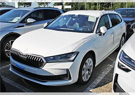 Skoda Superb Combi 1.5 TSI iV Selection HuD|AHK|MATRX